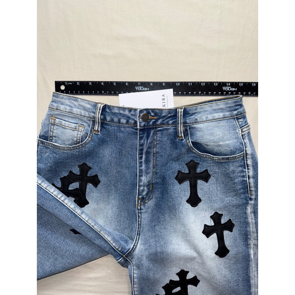 Akira Mens Cross Patch Denim Shorts Blue Streetwear Jorts LP60602B-AK Size L NEW - Picture 3 of 6